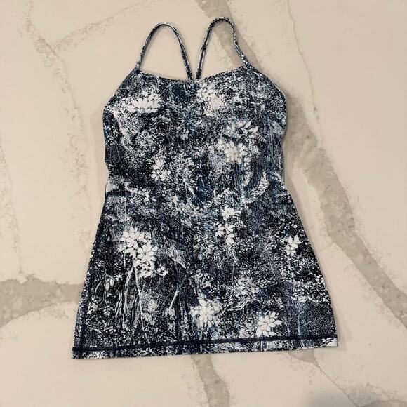 Lululemon Power Y Padded Tank Top Women's 6 Luon Wildwood Floral Blue Shelf Bra - Picture 1 of 8